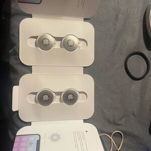 Apple Silver and White AirTag Set